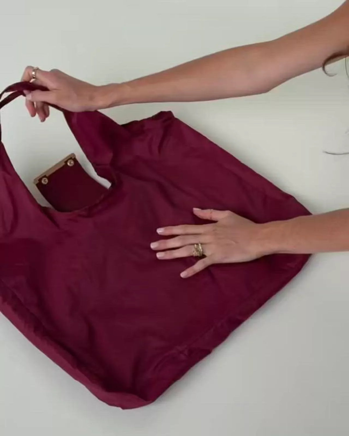 keote - keychain tote - burgundy